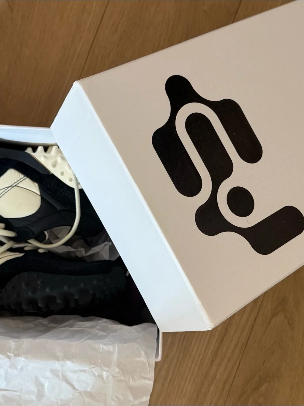 Eytys Fugu Suede Orca Black & White Sneakers New in Box